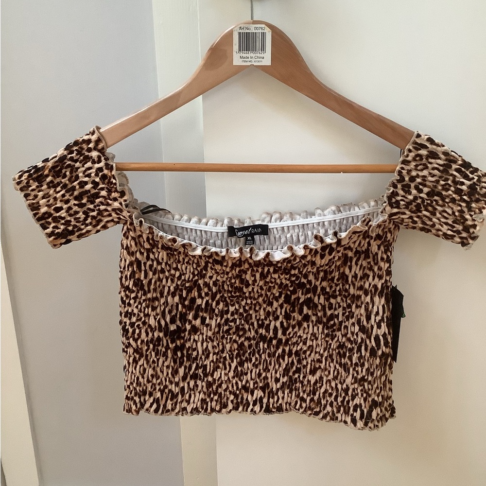 Leopard print cropped summer top XL